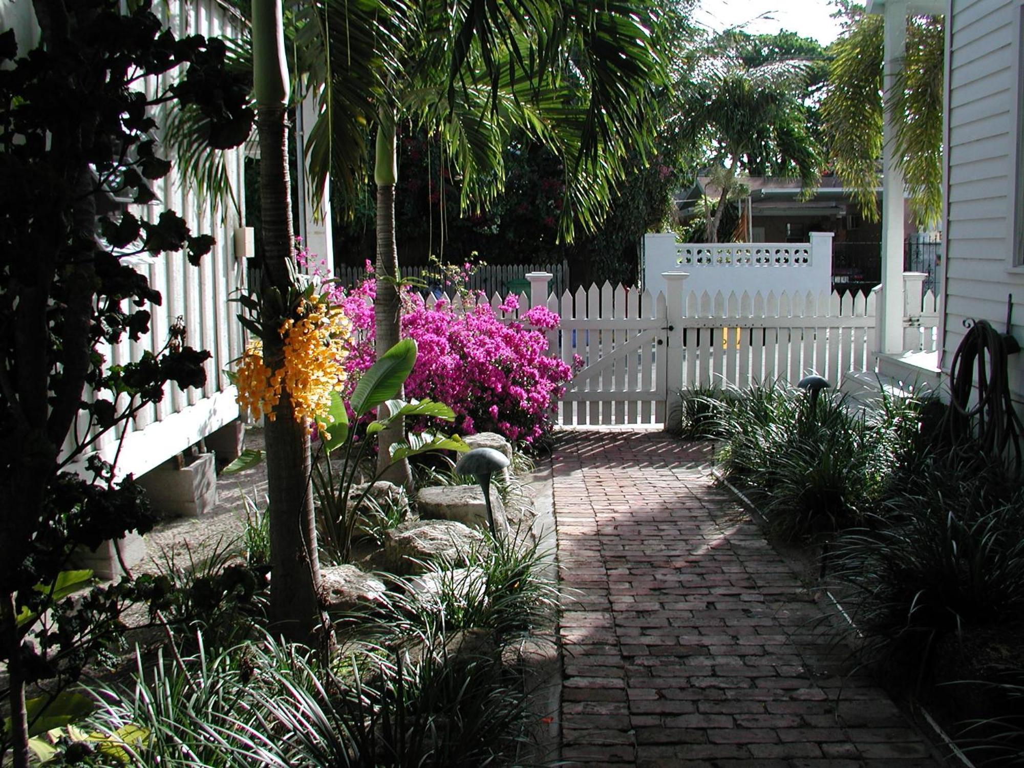 Bahama Gardens - Conch House Villa Key West Exterior photo
